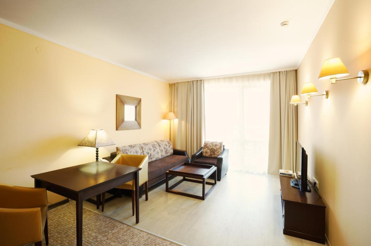 Royal Beach Apartment Sea View 2 Pantai Sunny Luaran gambar