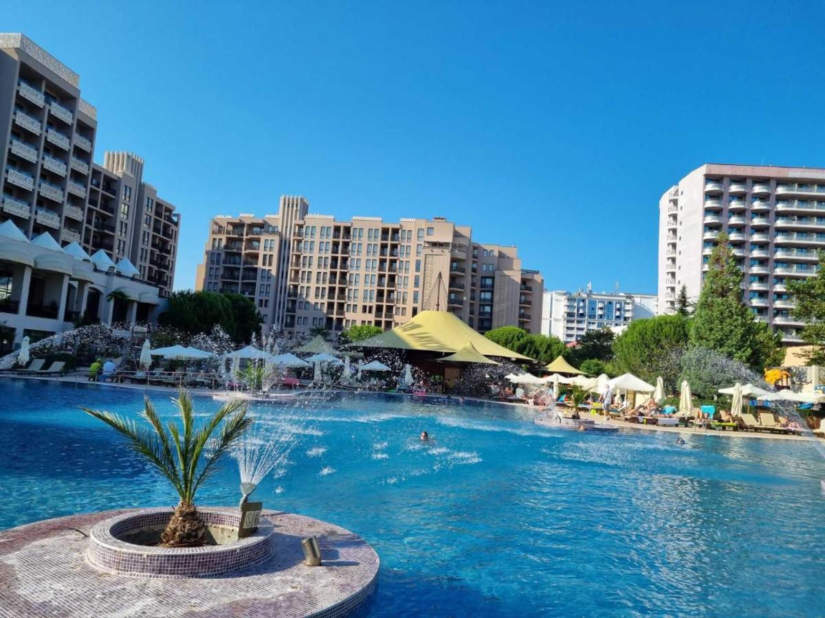 Royal Beach Apartment Sea View 2 Pantai Sunny Luaran gambar